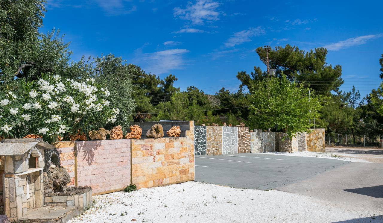 Villa Dimitris Potos Eksteriør billede