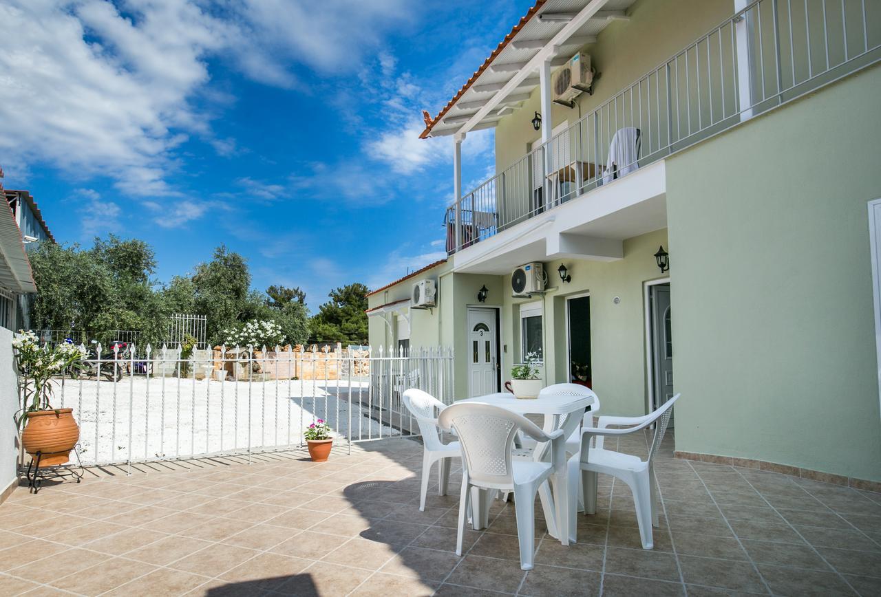Villa Dimitris Potos Eksteriør billede